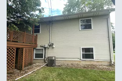 302 Green Acres Drive, Valparaiso, IN 46383 - Photo 3