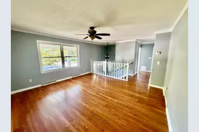302 Green Acres Drive, Valparaiso, IN 46383 - Photo 3