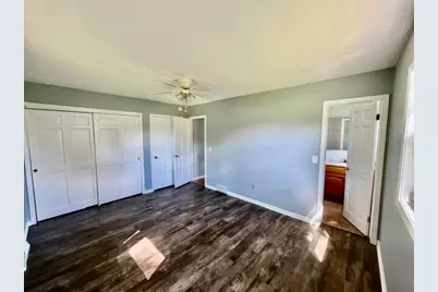 302 Green Acres Drive, Valparaiso, IN 46383 - Photo 13