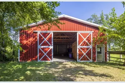 688 County Road 1100 S, Wolcott, IN 47995 - Photo 9