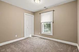 2054 Shawnee Ct, Valparaiso, IN 46385 - Photo 19