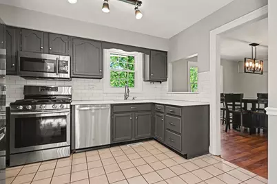 2054 Shawnee Court, Valparaiso, IN 46385 - Photo 7
