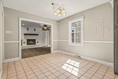 2054 Shawnee Court, Valparaiso, IN 46385 - Photo 5