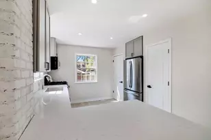 248 Adelaide Pl, Munster, IN 46321 - Photo 9