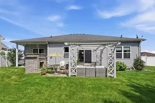 12284 Perry St, Crown Point, IN 46307 - Photo 5