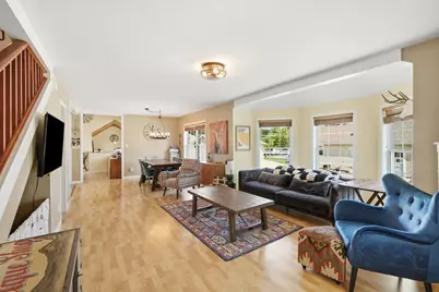 8620 Marquette Road, Schererville, IN 46375 - Photo 5
