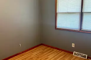 1810 W 93rd Pl, Crown Point, IN 46307 - Photo 5