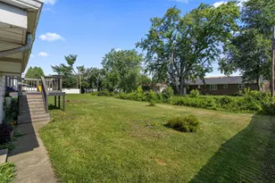 1810 W 93rd Pl, Crown Point, IN 46307 - Photo 19