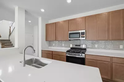 2560 Iowa Street, Crown Point, IN 46307 - Photo 11