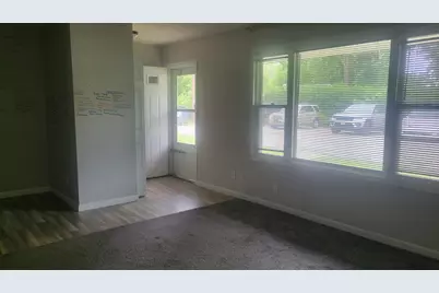 126 E 73rd Avenue, Merrillville, IN 46410 - Photo 5