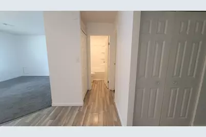 126 E 73rd Avenue, Merrillville, IN 46410 - Photo 13