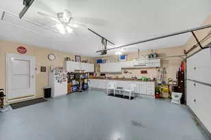 2100 E 9th Pl, Hobart, IN 46342 - Photo 19