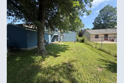 1025 W Porter Avenue, Chesterton, IN 46304 - Photo 11