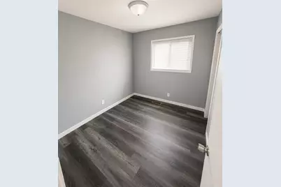 1025 W Porter Avenue, Chesterton, IN 46304 - Photo 9