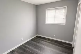1025 W Porter Ave, Chesterton, IN 46304 - Photo 9