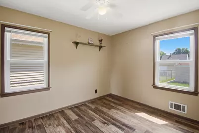 7615 Oakdale Avenue, Hammond, IN 46324 - Photo 15