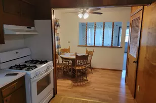 209 E 71st Ave, Merrillville, IN 46410 - Photo 9