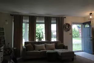 40 Heather Ct, Schererville, IN 46375 - Photo 3