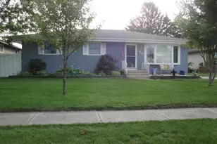 40 Heather Ct, Schererville, IN 46375 - Photo 1