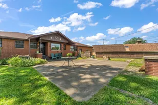 240 E 78th Ave, Merrillville, IN 46410 - Photo 27