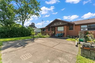 240 E 78th Ave, Merrillville, IN 46410 - Photo 29