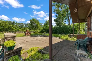 240 E 78th Ave, Merrillville, IN 46410 - Photo 25