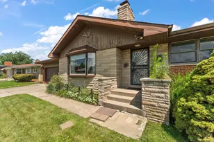 240 E 78th Ave, Merrillville, IN 46410 - Photo 3