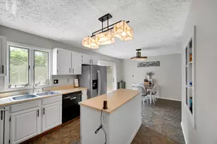 1704 Franklin St, Valparaiso, IN 46383 - Photo 11