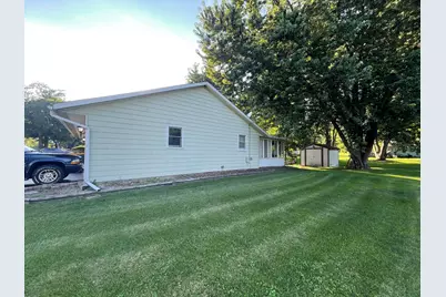1703 Eisenhower Avenue, Valparaiso, IN 46383 - Photo 3