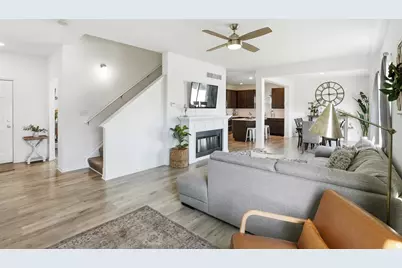 8658 Valley Forge Way, Lowell, IN 46356 - Photo 5