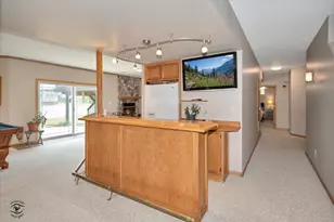1240 Waterside Ln, Crown Point, IN 46307 - Photo 19