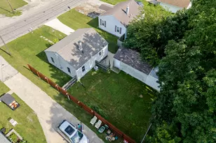 906 Park St, La Porte, IN 46350 - Photo 5