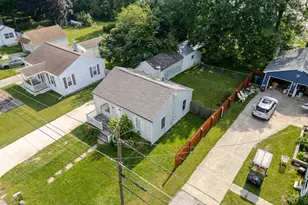 906 Park St, La Porte, IN 46350 - Photo 3