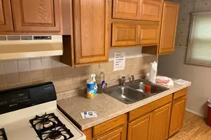302 Northview Dr, Valparaiso, IN 46383 - Photo 5