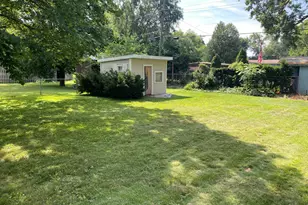 302 Northview Dr, Valparaiso, IN 46383 - Photo 3