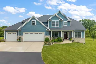 11845 Burr St, Crown Point, IN 46307 - Photo 3