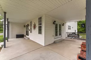 409 N 325 E, Valparaiso, IN 46383 - Photo 7