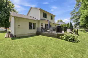 504 Oakwood Dr, Chesterton, IN 46304 - Photo 33