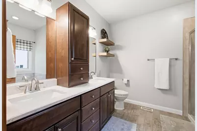 504 Oakwood Drive, Chesterton, IN 46304 - Photo 17