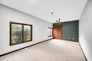 822 Luther Dr, Hobart, IN 46342 - Photo 15