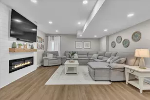2062 Louis Dr, Crown Point, IN 46307 - Photo 19