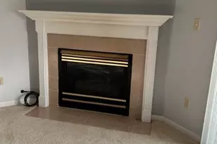 9839 Parkway Dr, Highland, IN 46322 - Photo 5