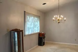 9839 Parkway Dr, Highland, IN 46322 - Photo 7