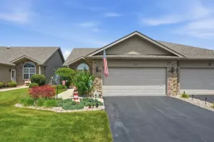 430 Holley Dr, Crown Point, IN 46307 - Photo 1