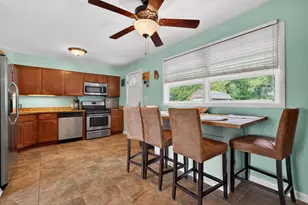 1208 E Farragut St, Crown Point, IN 46307 - Photo 13