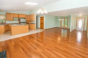 4661 W Burgundy Trail, La Porte, IN 46350 - Photo 5