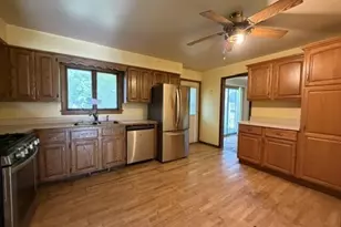 18518 Bock Rd, Lansing, IL 60438 - Photo 3