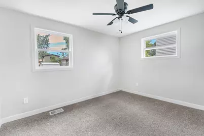 438 N Lindberg Street, Griffith, IN 46319 - Photo 15