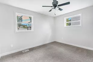 438 N Lindberg St, Griffith, IN 46319 - Photo 15