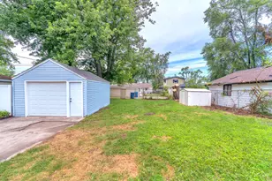 438 N Lindberg St, Griffith, IN 46319 - Photo 15